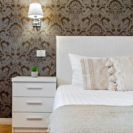 City Heart Retreat Elegant Apartment 布加勒斯特 外观 照片