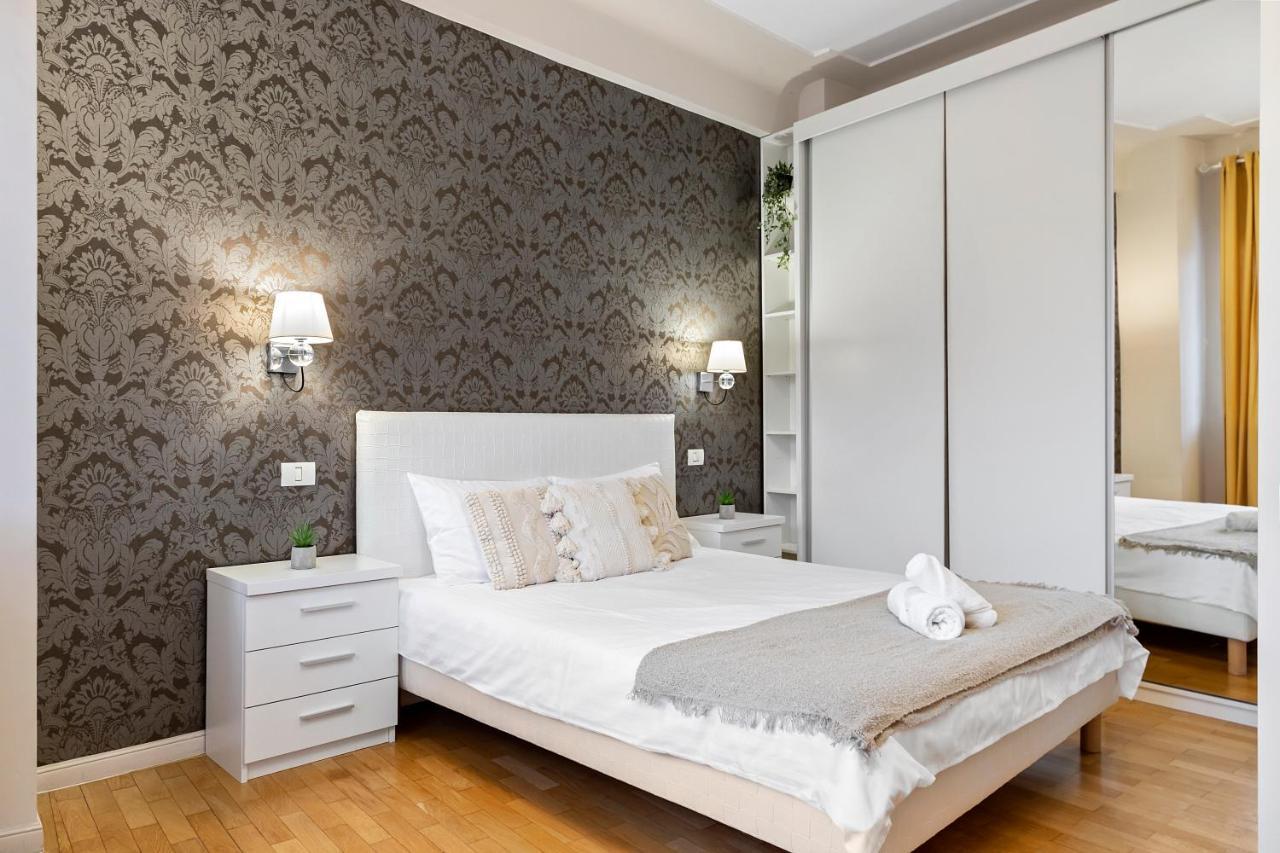 City Heart Retreat Elegant Apartment 布加勒斯特 外观 照片