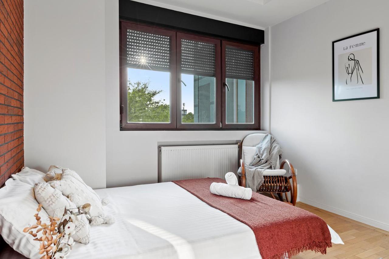 City Heart Retreat Elegant Apartment 布加勒斯特 外观 照片